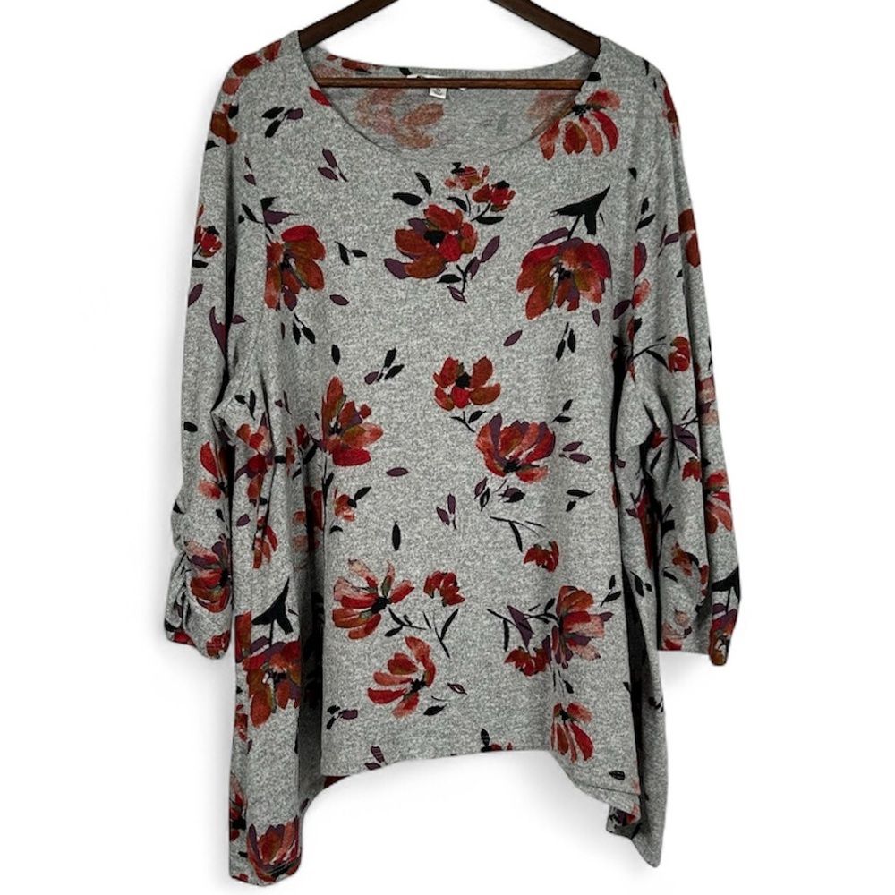 Zac & Rachel Gray Floral Tunic Top